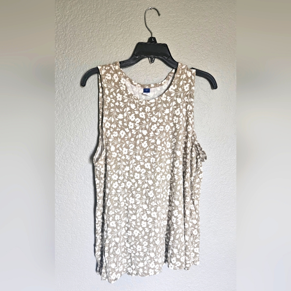 Never worn - no tag
